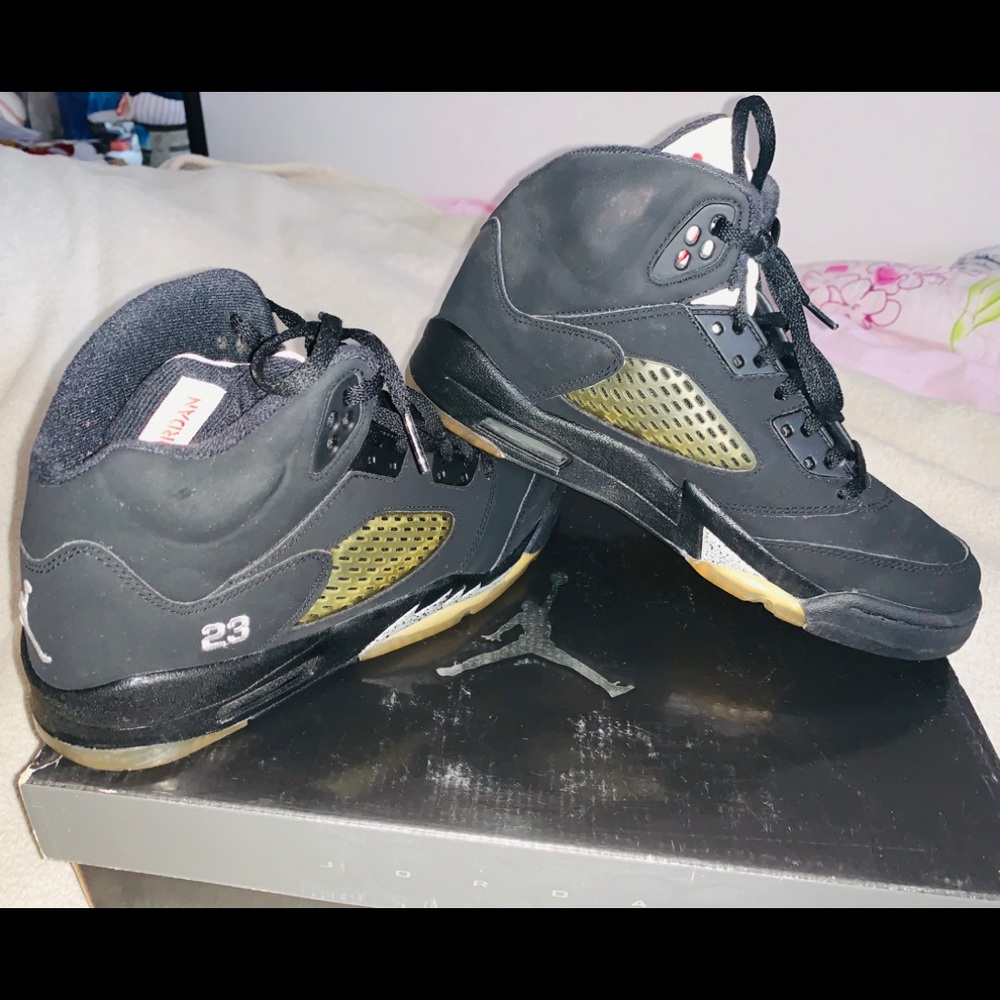 Jordan 5s silver and black